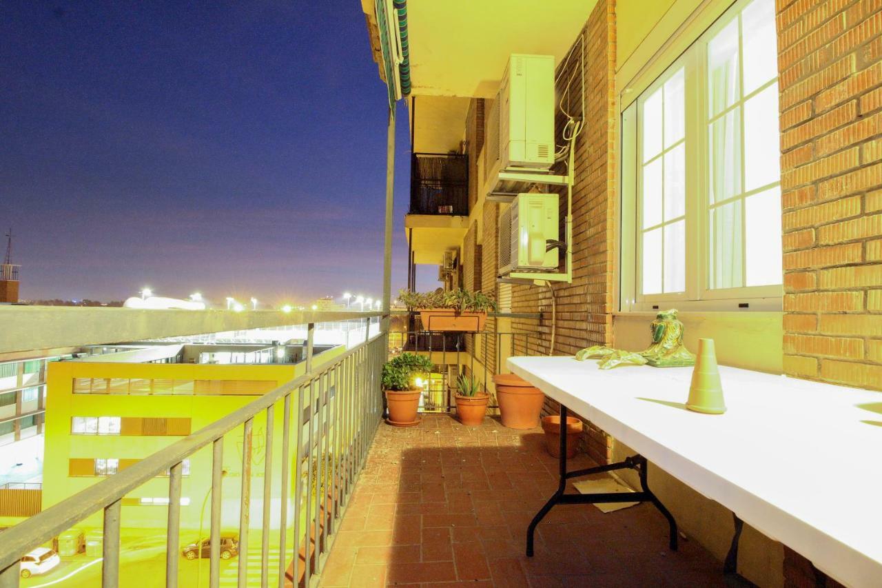 Apartamento La Feria Daire Sevilla Dış mekan fotoğraf